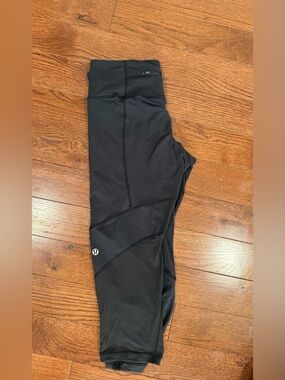 lululemon athletica Black Capri Leggings